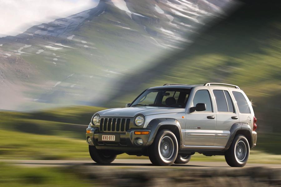  Jeep Cherokee Renegade 2002 года  (фото 1 из 33)